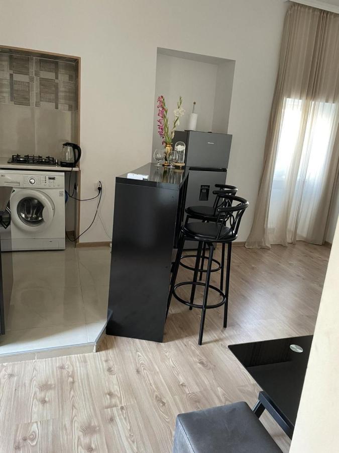 Nana Apartment Tbilisi ภายนอก รูปภาพ