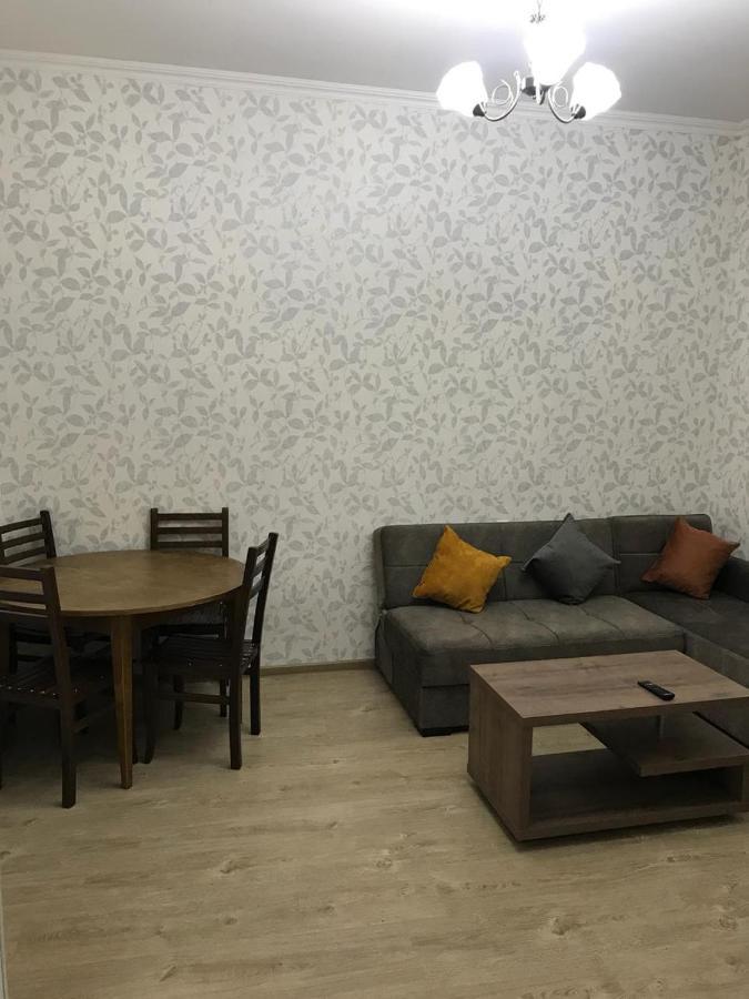 Nana Apartment Tbilisi ภายนอก รูปภาพ